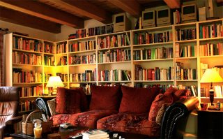Bücherzimmer einrichten (9 Einrichtungsbeispiele zum Nachmachen)